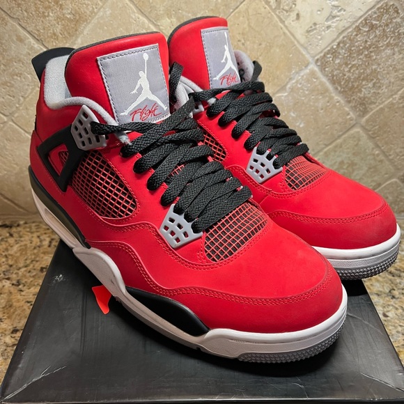 Jordan Toros - Picture 5 of 10